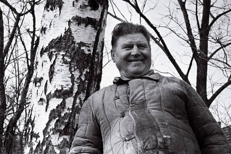 1966.a vabariigi kolhooside parim põllutööline August Adamberg Pärnu rajooni Suurejõe kolhoosist.