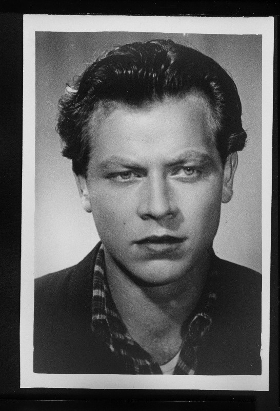 Näitleja Enn Adusson Andruse osas Lenfilmi ja Tallinna Kinostuudio koostööfilmis "Andruse õnn".