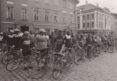 Tartu I rattaralli  similar photo