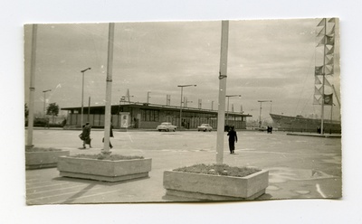 Leningradi reisisadam, kai ääres reisilaev "Estonia"  duplicate photo