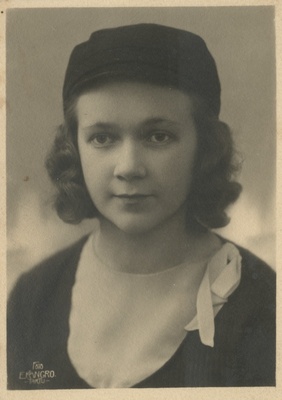 Aino Martini portree korp. "Filiae Patriae" tekliga  duplicate photo