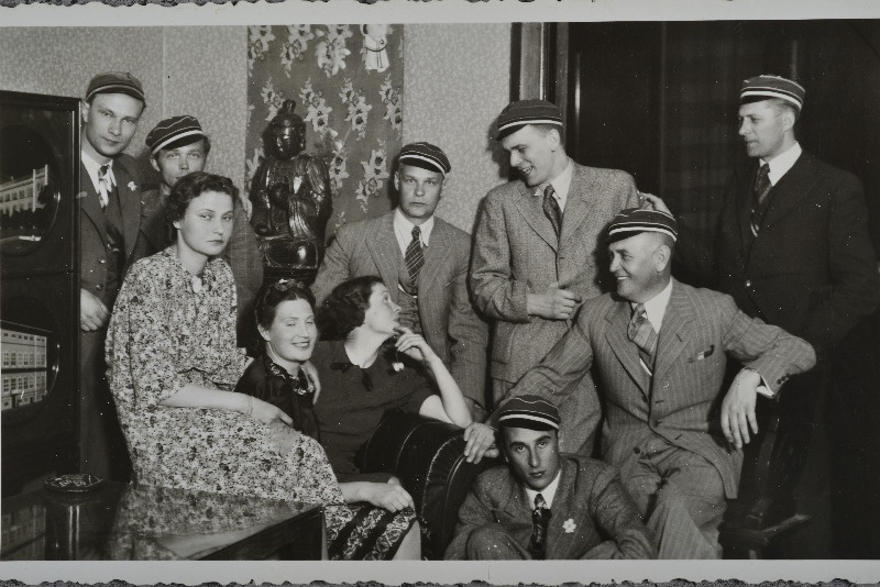 Korporatsioon Vironia külalisteõhtul osalejad.