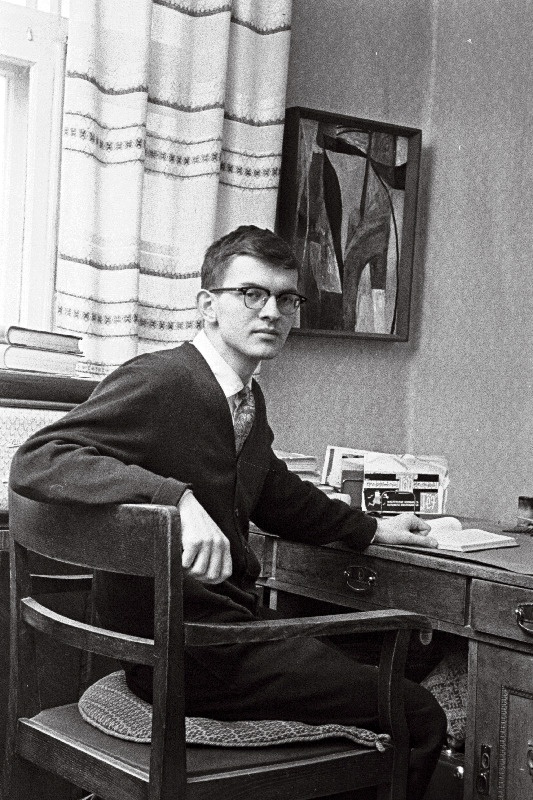 Noor helilooja Kuldar Sink.