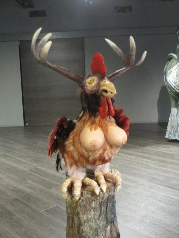 Kogu pere elamuskeskus, alternatiivajaloomuuseum Thule Koda. Näituse väljapanek.