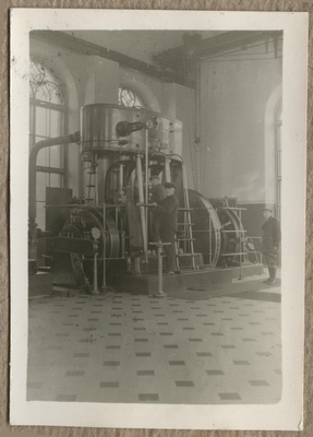 A. M. Lutheri vabriku sisevaade - tootmisseadmed  similar photo
