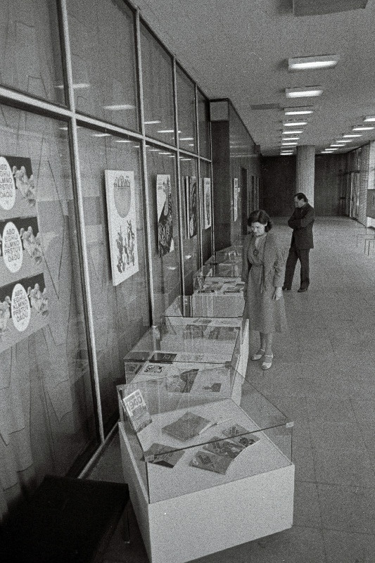 Graafik Ott Herodese tööde näitus ajakirjandusmajas.