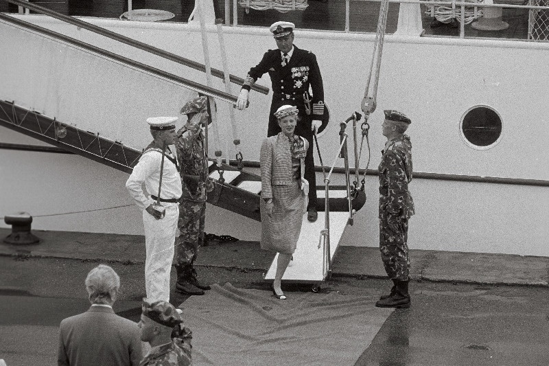 Eestisse külaskäigule saabunud Taani kuninganna Margrethe II ja tema abikaasa prits Henriku vastuvõtt Linnahalli kail.