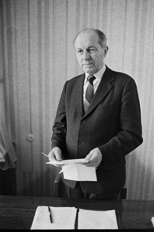 Suure Isamaasõja veteran, Eesti NSV Rahvakontrolli Komitee kaebuste ja ettepanekute büroo juhataja Alfred Laksberg.