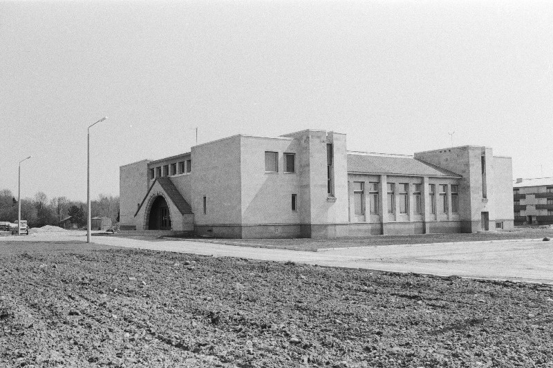 Vaade Tornimäe kultuurimajale.