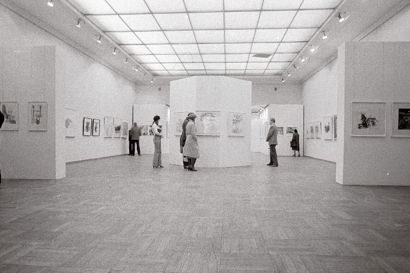 Vabariiklik joonistuse näitus Tallinna Kunstihoones.