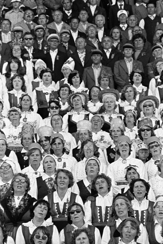 Segakoorid ENSV 1980.a. üldlaulupeol esinemas.