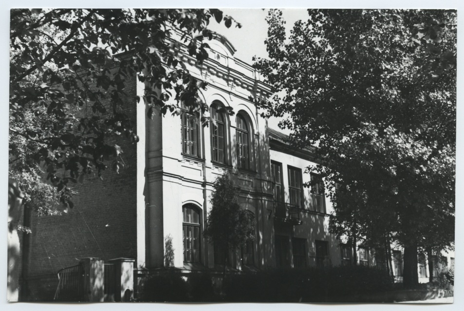 Tartu. Building of the military teaching cathedral of the University of Tartu Riga t. 23