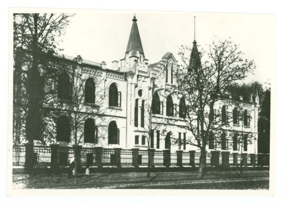 Puškini-named Gymnasium of Titus in Tartu, Riga t.