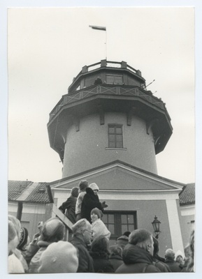 Tartu. Celebration of the Anniversary of the Republic of Estonia in Tartu at the Star Tower on February 24, 1989.  similar photo