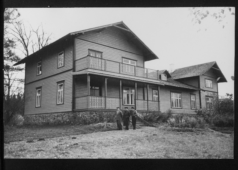 Vaade C.R. Jakobsoni talumuuseumile Kurgjal.