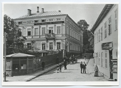 Tartu. Beginning of Vallikraavi Street  duplicate photo