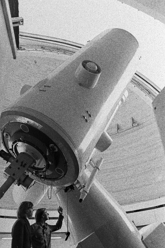 Eesti NSV TA Astrofüüsika ja Atmosfäärifüüsika Instituudi W. Struwe nim. Observatooriumi teleskoop Tõraveres.