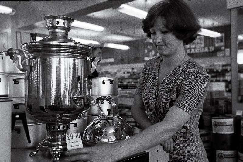 Kaubanduskeskuse "Kreenholm" müüja Nadžeda Mitrofanova.