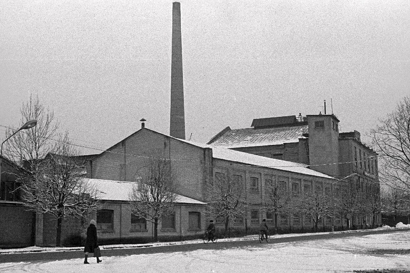 Vaade Klaasi - ja Puidutöötlemise Kombinaadile "Järvakandi tehased".