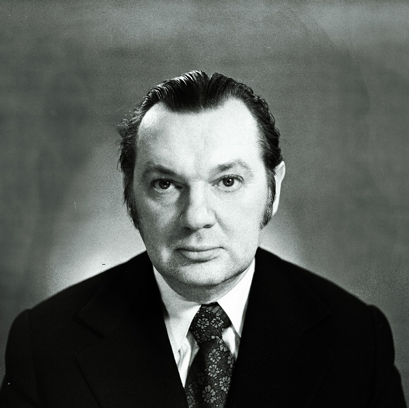 Lott, Johannes- Eesti NSV kultuuriminister.