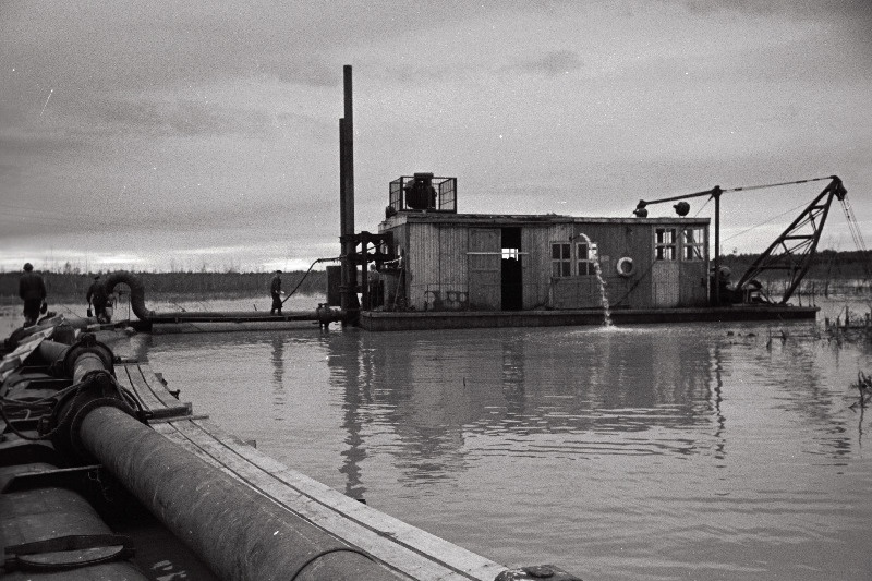 Balti elektrijaama äravoolukanali ehitustööd.