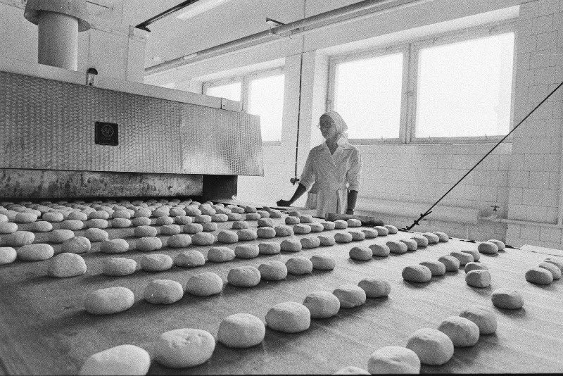 60-grammiste "Kuntsevo" saiakeste liin tootmiskoondises "Leibur".