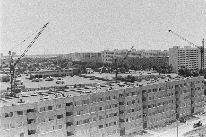 Vaade uusehitusele Narvas.