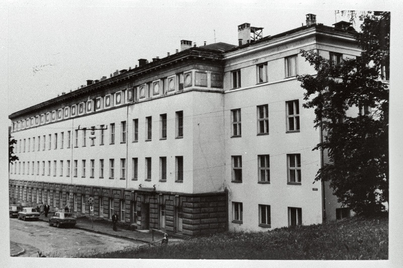 Tartu Riikliku Ülikooli keemiahoone välisvaade.