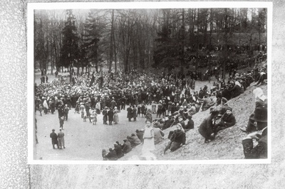 1. mai tööliste miiting Tartus Toomel.  duplicate photo