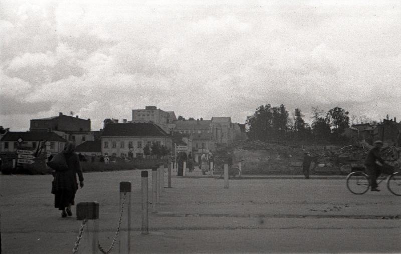 Purustatud Tartu pärast 1941.a. pommitamist.