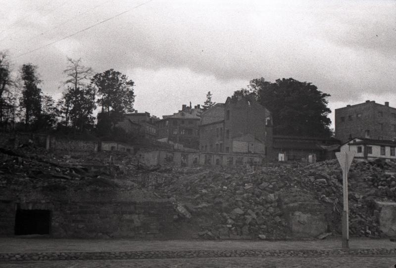 Purustatud Tartu pärast 1941.a. pommitamist.