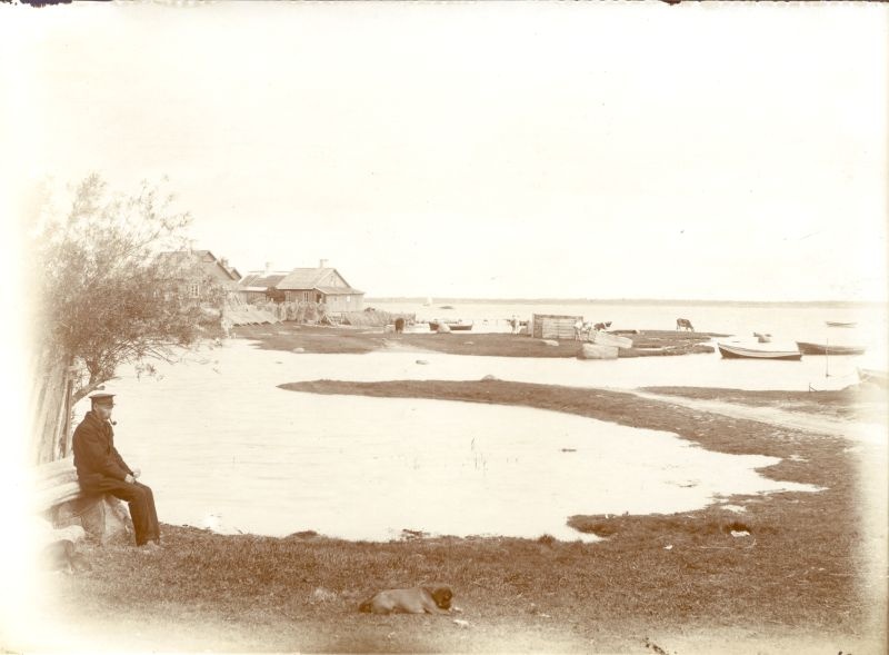 Foto. Vaade kalurite majakestele Haapsalu Holmil. Foto u. 1900.a. Mustvalge.