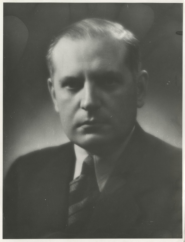 Portreefoto Tartu Ülikooli rektor Alfred Koort'ist