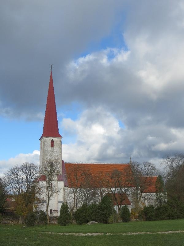 Kihelkonna kirik.