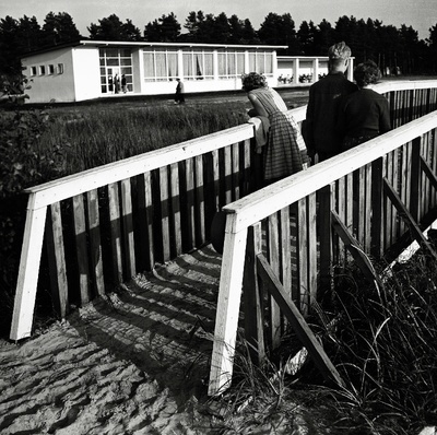 Keila Tarbijate Kooperatiivi rannarestorani "Kajakas" välisvaade.  similar photo