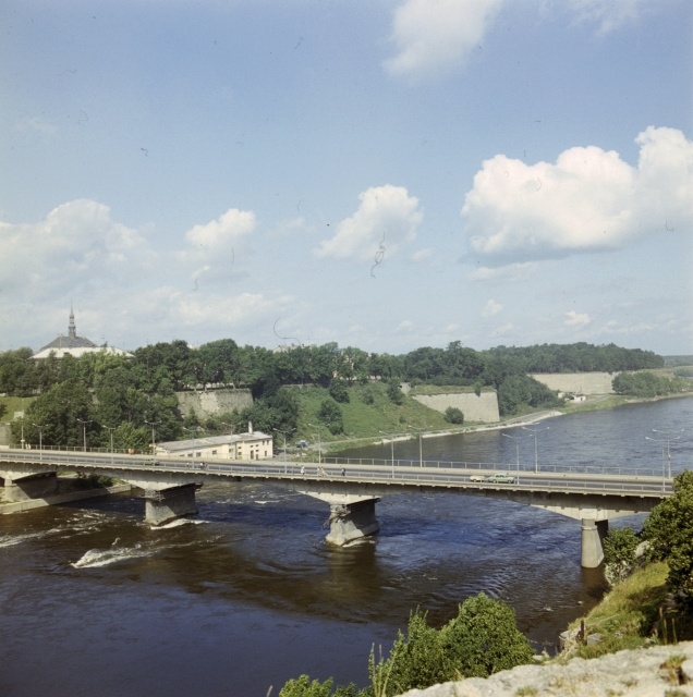 Narva. Sild üle narva jõe.