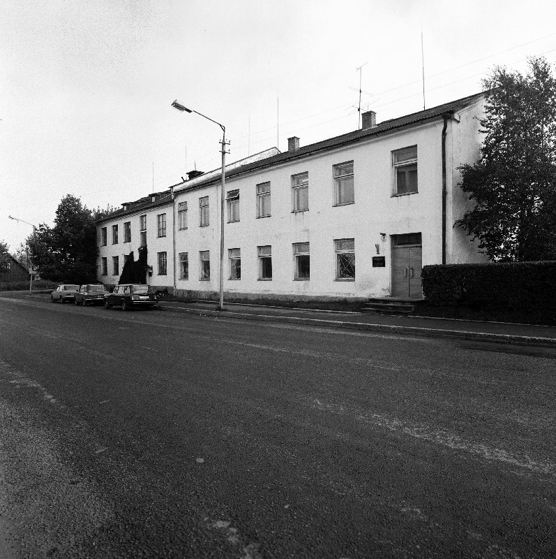 ETKVL-i Tootmiskoondise "Kooperaator" administratiivhoone (?).