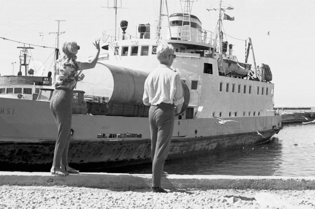 Hiiumaa parvlaev lahkumas kai äärest