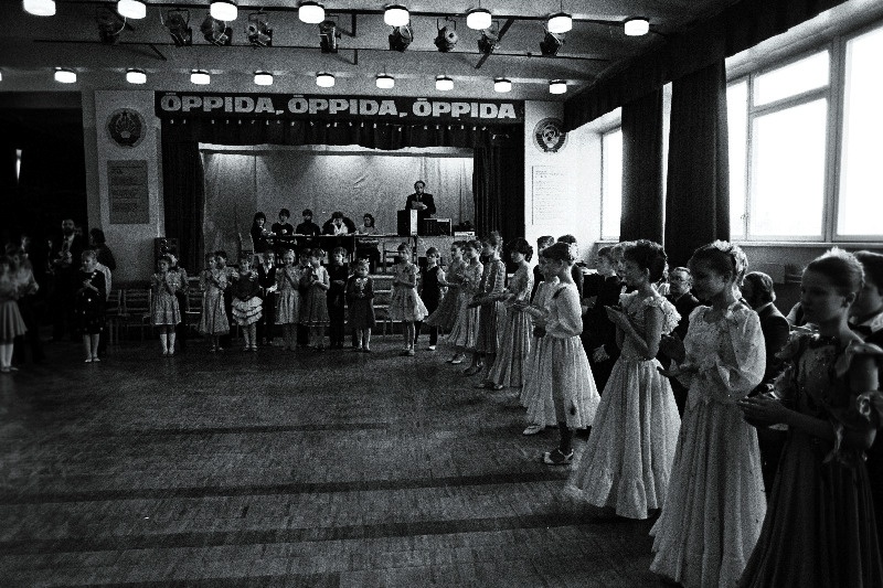 Ballitantsuvõistluste avamine Viljandi pioneerimajas.
