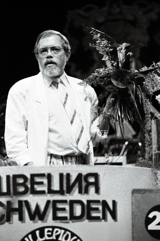 VI Lillepeol ´88 lilleseade rahvusvahelisel konkursil esikoha võitnud Alf Andersson Rootsist.