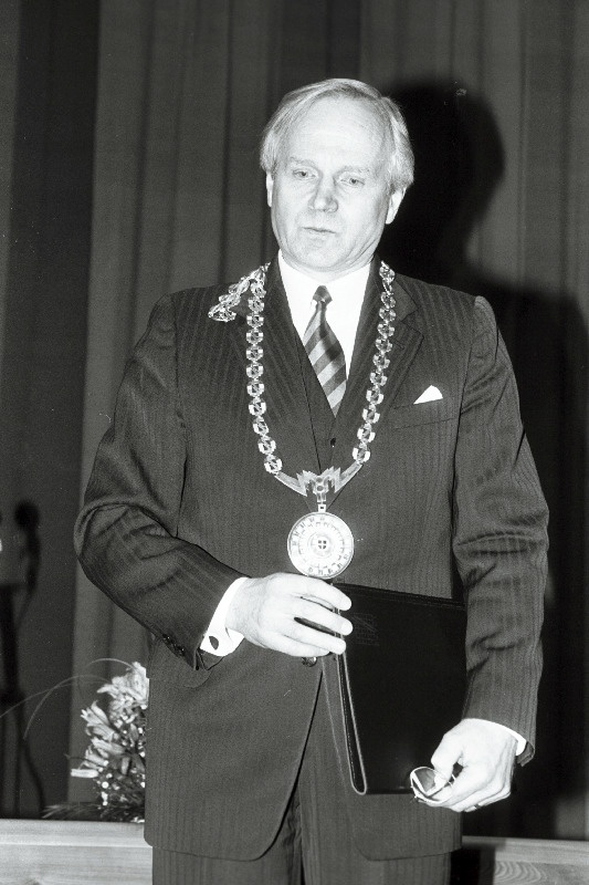 Aarna, Olav - professor, Tallinna Tehnikaülikooli rektor.