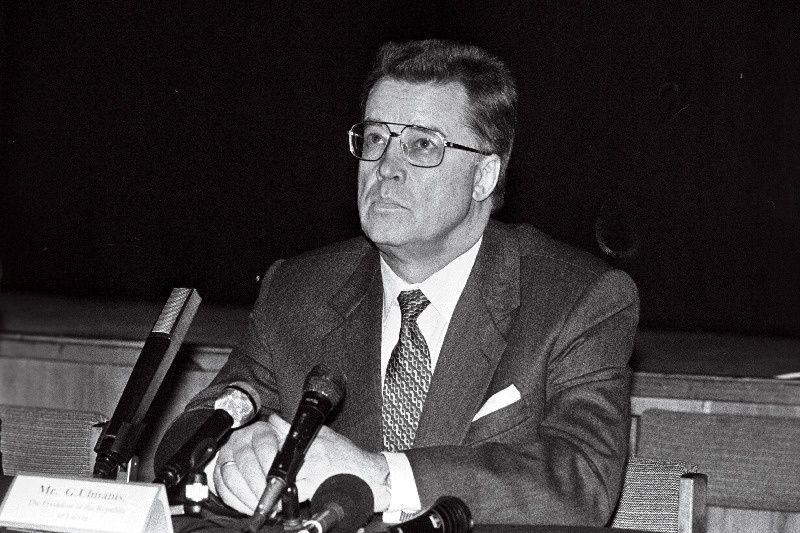 Ulmanis, Guntis - Läti Vabariigi president.