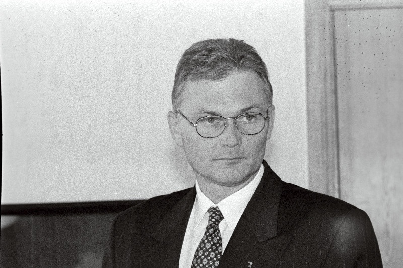 Vilosius, Toomas - sotsiaalminister.