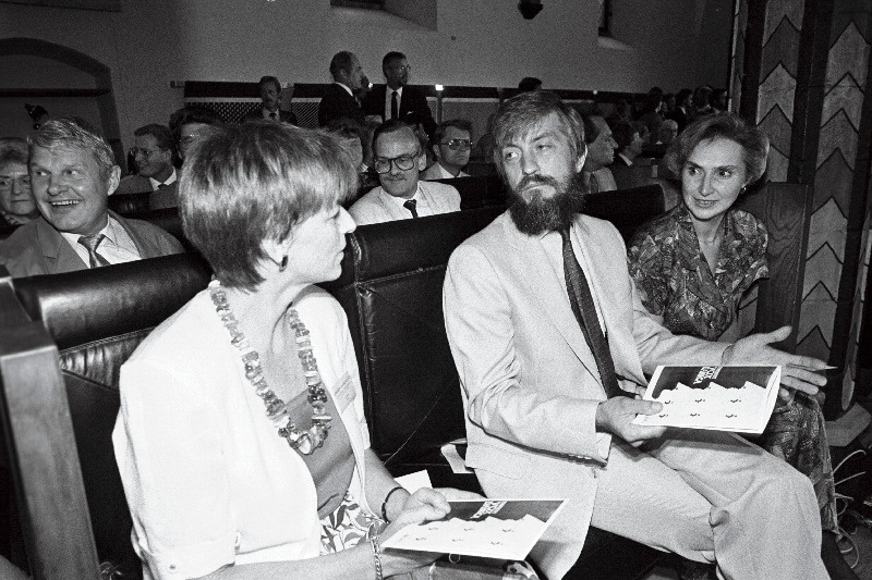 Taani Kultuuriinstituudi esinduse pidulik avamine Tallinnas. Taani Kultuuriinstituudi direktor Rikke Helms ja Eesti Vabariigi kultuuriminister Lepo Sumera.