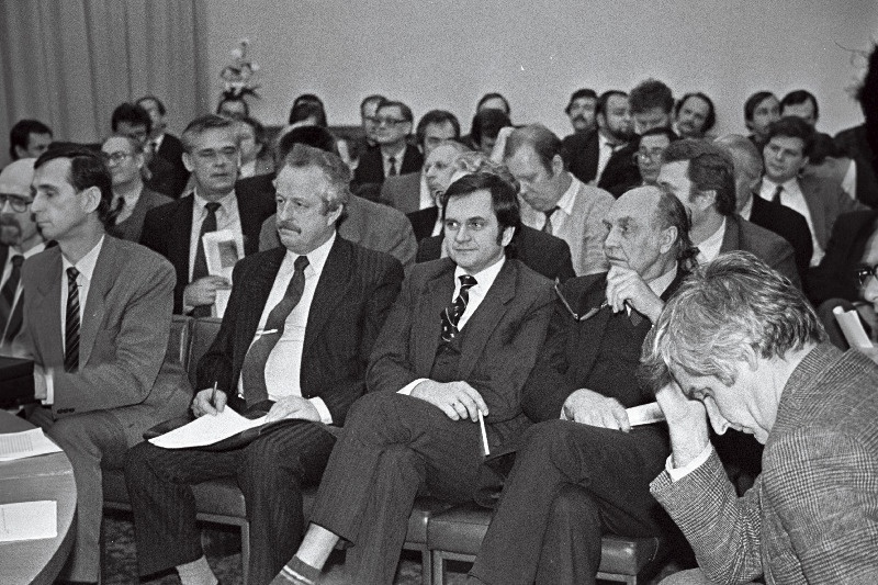 Demokraatliku ühenduse Vaba Eesti koosolek. Vasakult: Jüri Raidla, Arnold Green, Mikk Titma.