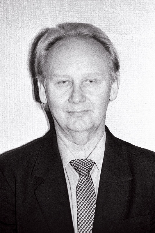 Veski, Rein – Keemia Instituudi vanemteadur.