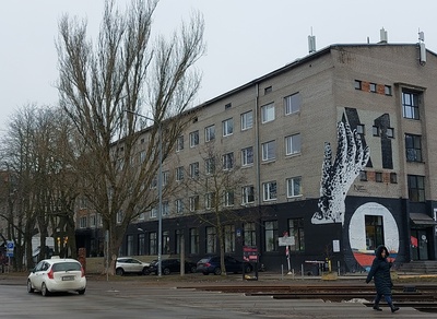 Outdoor view of the mercury albums rephoto