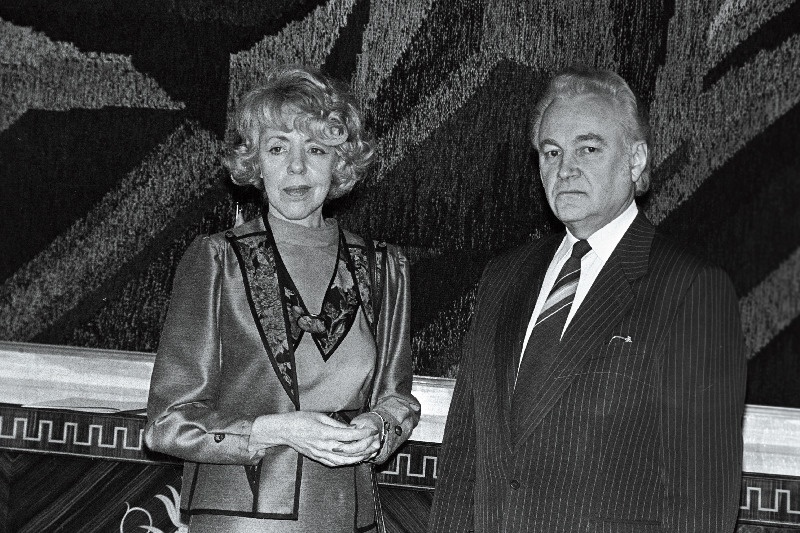 Lõuna-Aafrika Vabariigi suursaadik Eestis Cornelia Margaretha Swart Eesti Vabariigi Ülemnõukogu esimehe Arnold Rüütli vastuvõtul.