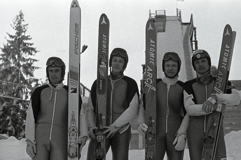 Eesti kahevõistlejad Käärikul. Vasakult 1. Allar Levandi, 3. Magnar Freimuth ja 4. Ago Markvardt.