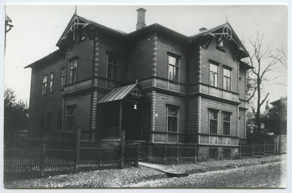 Tartu. Building of the company "Baltonia" Lille t. 16